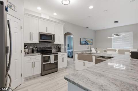 219 NW 12th Ln, Cape Coral FL - photo 14 of 50