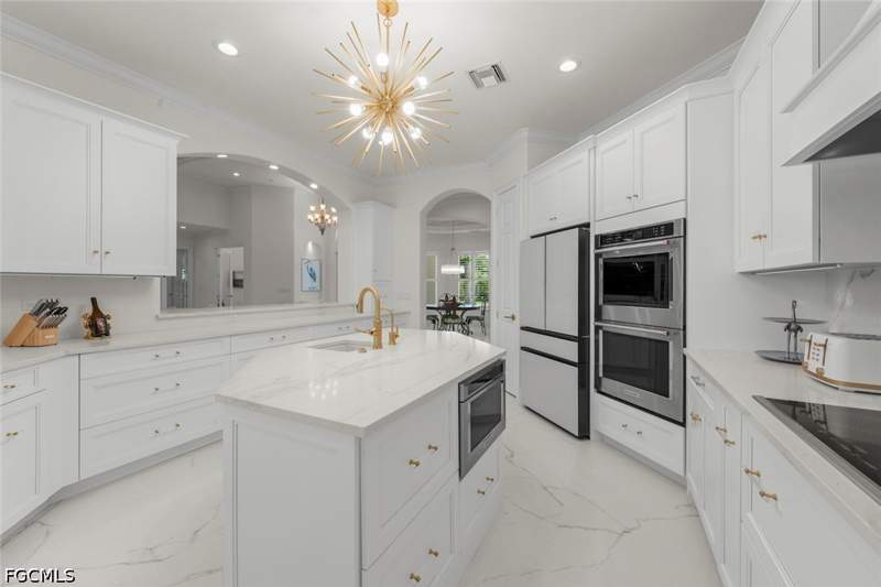 4 bedroom SingleFamilyResidence at 2302 Wulfert Rd, Sanctuary At Wulfert, Sanibel — photo 5
