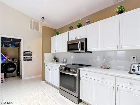 2221 SW 3rd Ave, Cape Coral FL - photo 15 of 50