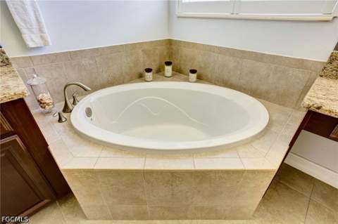 12710 Olde Banyon Blvd, North Fort Myers FL - photo 24 of 44