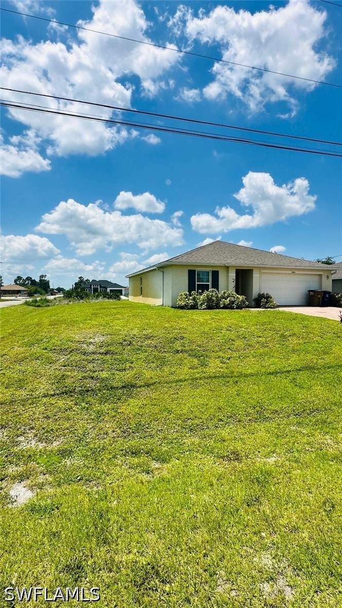 3 bedroom SingleFamilyResidence at 3903 16th St SW, Lehigh Acres, Lehigh Acres — photo 2