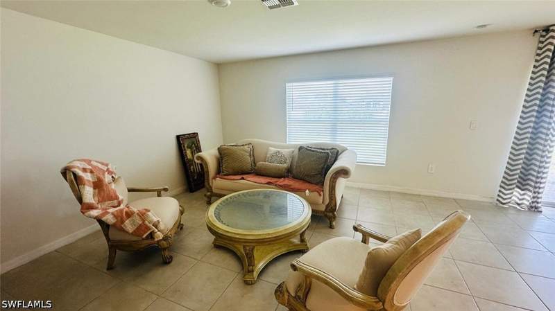 3 bedroom SingleFamilyResidence at 3903 16th St SW, Lehigh Acres, Lehigh Acres — photo 3