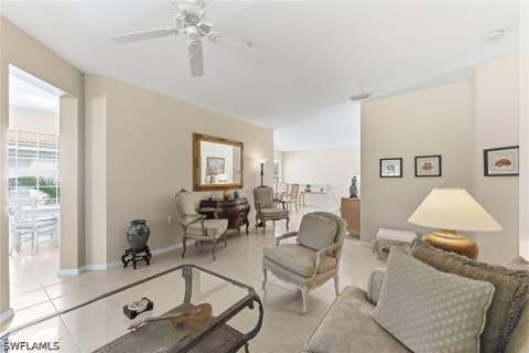 2190 Arielle Dr 901, Naples FL - photo 13 of 42