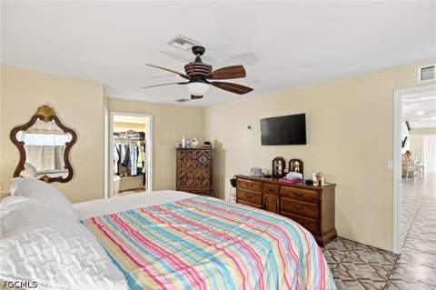 1631 Country Club Pkwy, Lehigh Acres FL - photo 12 of 28