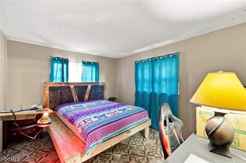 1631 Country Club Pkwy, Lehigh Acres FL - photo 14 of 28