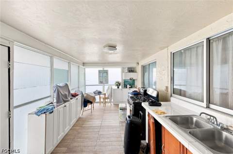 1631 Country Club Pkwy, Lehigh Acres FL - photo 16 of 28