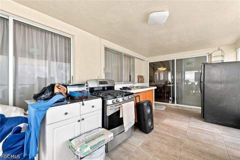 1631 Country Club Pkwy, Lehigh Acres FL - photo 17 of 28