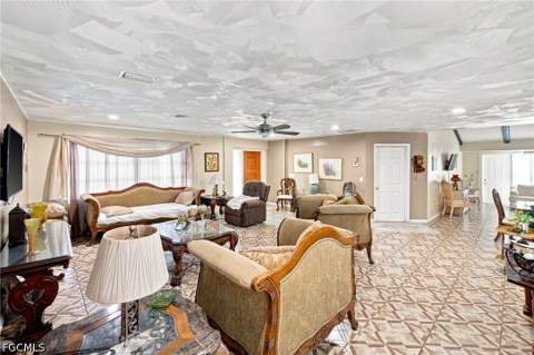1631 Country Club Pkwy, Lehigh Acres FL - photo 8 of 28