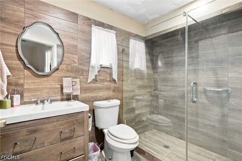 1631 Country Club Pkwy, Lehigh Acres FL - photo 9 of 28