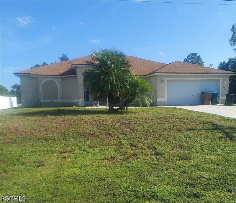 3 bedroom SingleFamilyResidence at 1713 NE 38th Ter, Cape Coral, Cape Coral — photo 2