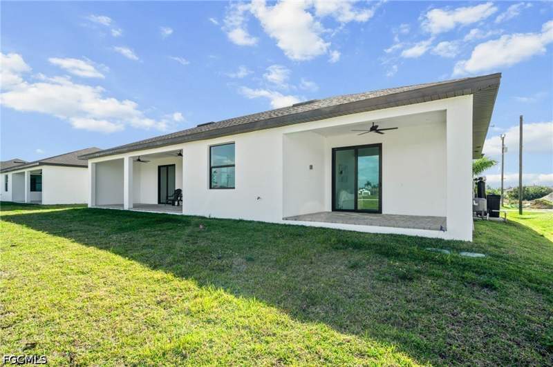 3 bedroom SingleFamilyResidence at 317 NE 15th Ter, Cape Coral, Cape Coral — photo 3