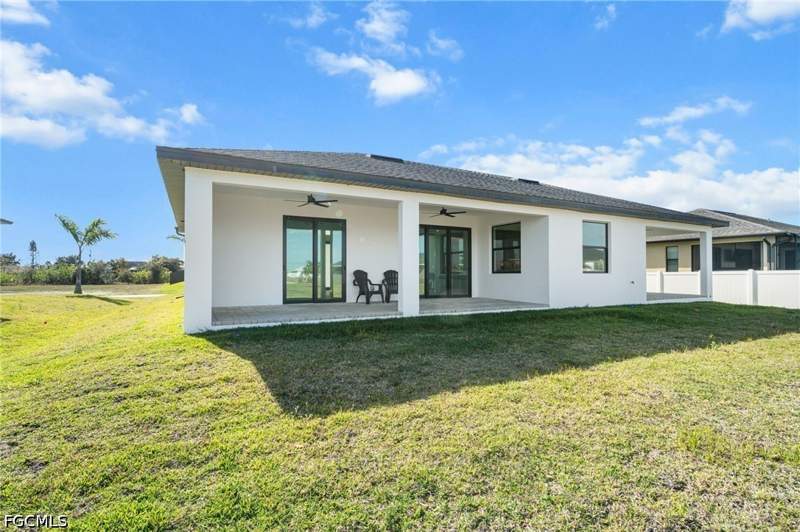 3 bedroom SingleFamilyResidence at 317 NE 15th Ter, Cape Coral, Cape Coral — photo 4