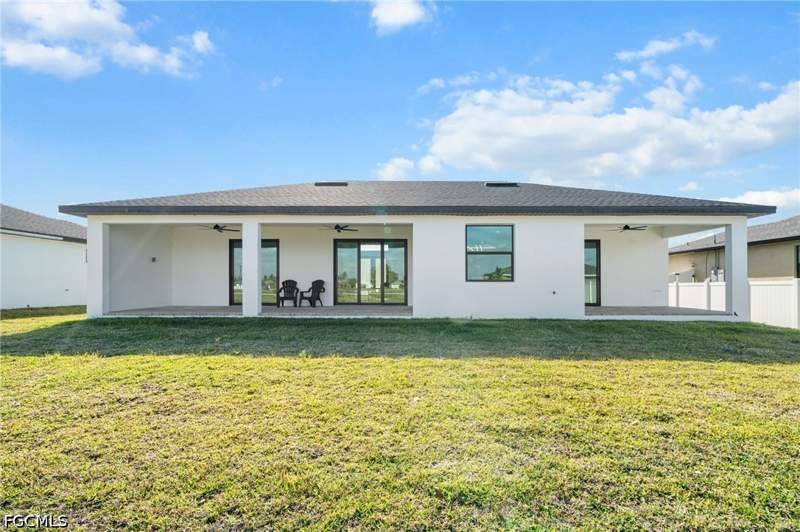 3 bedroom SingleFamilyResidence at 317 NE 15th Ter, Cape Coral, Cape Coral — photo 5