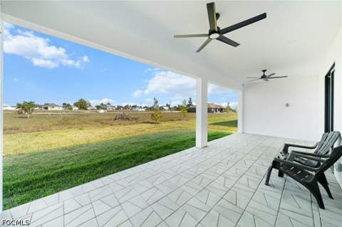 317 NE 15th Ter, Cape Coral FL - photo 6 of 26