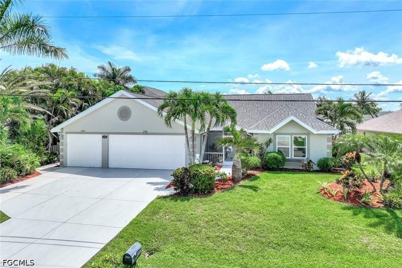 4 bedroom SingleFamilyResidence at 1303 SE 20th Ct, Cape Coral, Cape Coral — photo 2