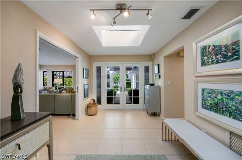 360 Edgemere Way N 25, Naples FL - photo 10 of 50