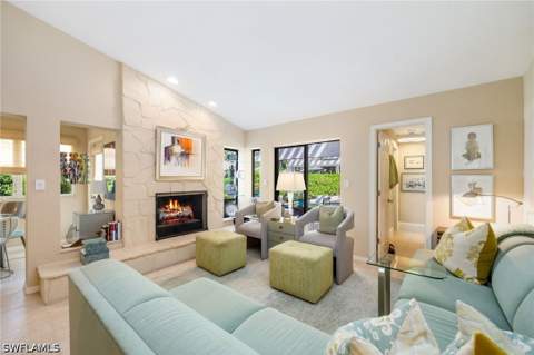 360 Edgemere Way N 25, Naples FL - photo 23 of 50