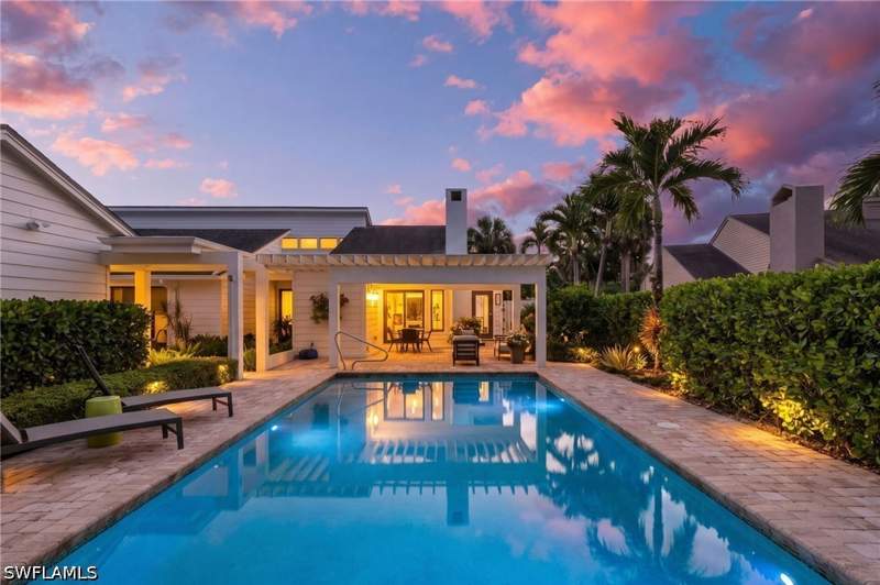 3 bedroom Attached at 360 Edgemere Way N 25, Preserve At Wyndemere, Naples — photo 3
