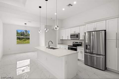 1208 Jefferson Ave, Lehigh Acres FL - photo 13 of 50