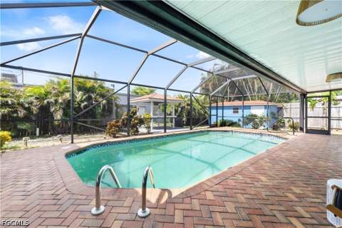 1930 Oakley Ave, Fort Myers FL - photo 12 of 37