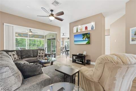 710 Tarpon Cove Dr 203, Naples FL - photo 15 of 37