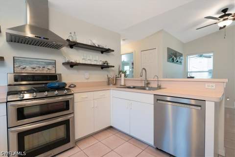 8312 Tahiti Rd, Fort Myers FL - photo 11 of 43