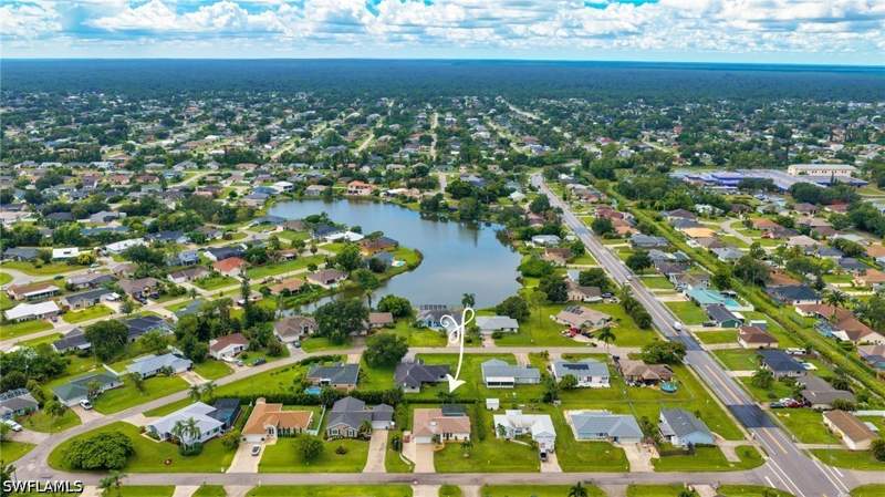 3 bedroom SingleFamilyResidence at 8312 Tahiti Rd, San Carlos Park, Fort Myers — photo 5