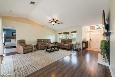 8312 Tahiti Rd, Fort Myers FL - photo 7 of 43