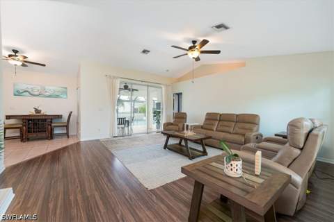 8312 Tahiti Rd, Fort Myers FL - photo 8 of 43