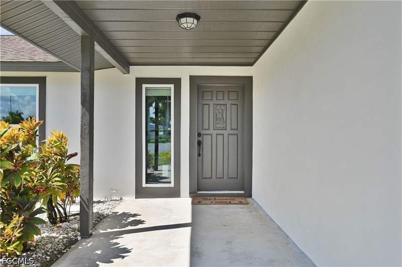 3 bedroom SingleFamilyResidence at 1482 N Larkwood Sq, Coronado Moors, Fort Myers — photo 4