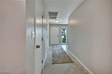 1482 N Larkwood Sq, Fort Myers FL - photo 8 of 41