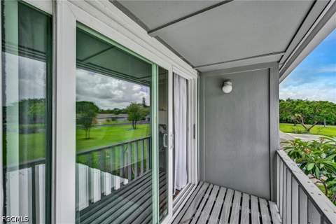 4259 Island Cir 3, Fort Myers FL - photo 16 of 33