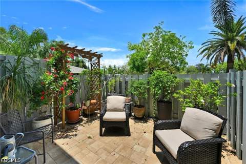 4259 Island Cir 3, Fort Myers FL - photo 24 of 33