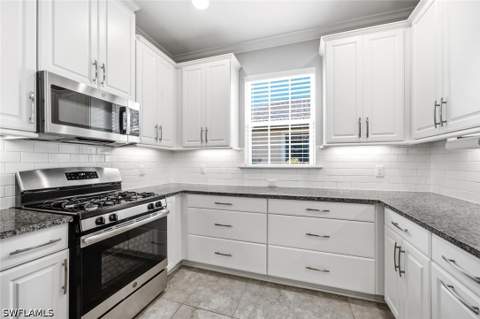 8261 Lucello Ter W, Naples FL - photo 10 of 44