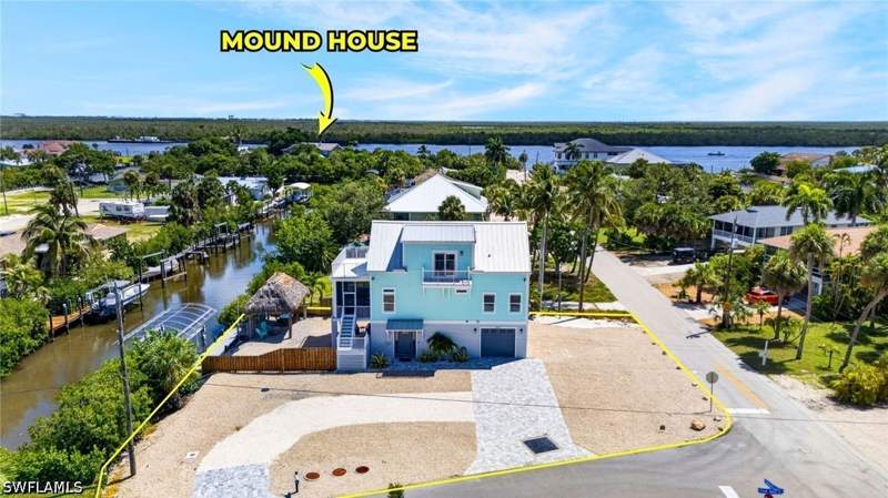 3 bedroom SingleFamilyResidence at 3597 Shell Mound Blvd, Shell Mound Park, Fort Myers Beach — photo 4