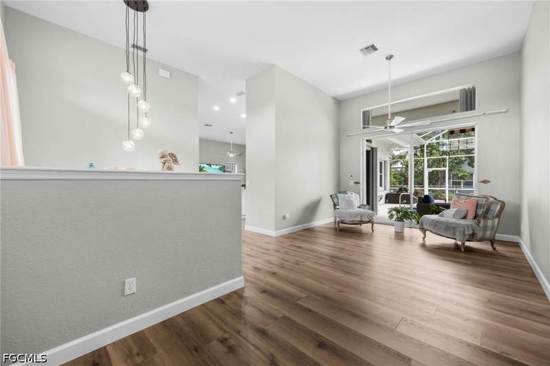 3 bedroom SingleFamilyResidence at 2526 Miracle Pkwy, Cape Coral, Cape Coral — photo 3