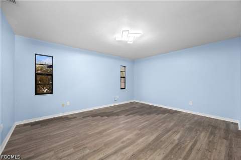 511 Washington Ave, Lehigh Acres FL - photo 10 of 30