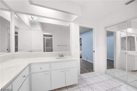 511 Washington Ave, Lehigh Acres FL - photo 13 of 30