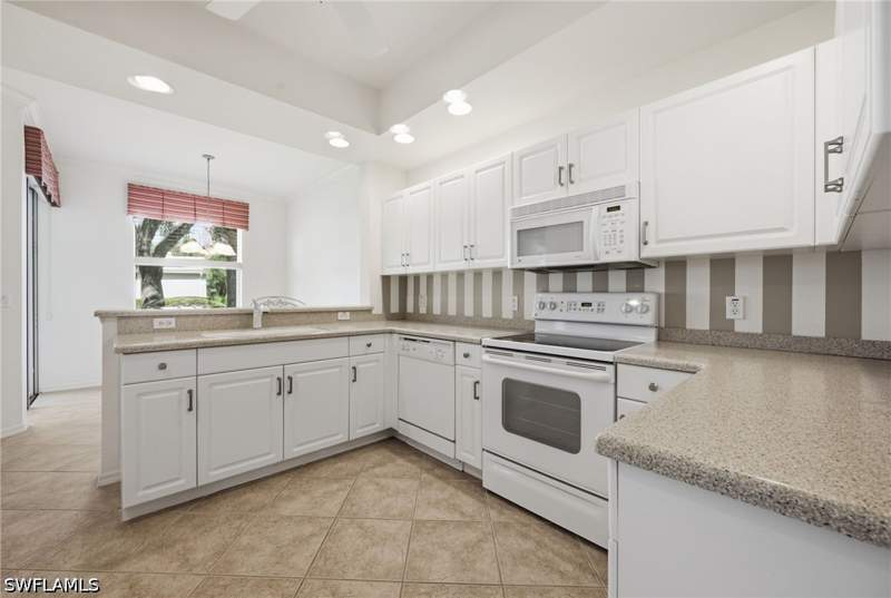 2 bedroom Condominium at 3485 Grand Cypress Dr 102, Grand Cypress III, Naples — photo 3
