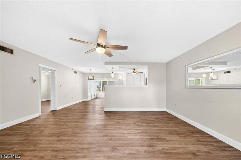 2 bedroom Condominium at 7400 College Pkwy 61A, Hidden Gardens, Fort Myers — photo 4