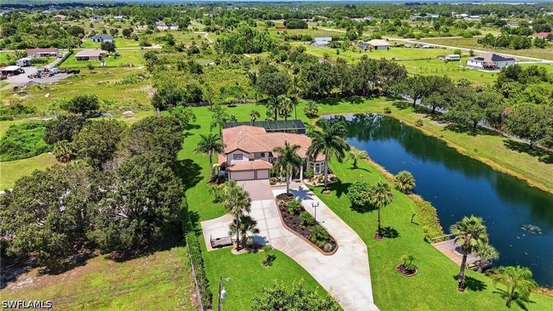 4 bedroom SingleFamilyResidence at 3885 52nd Ave NE, Golden Gate Estates, Naples — photo 5