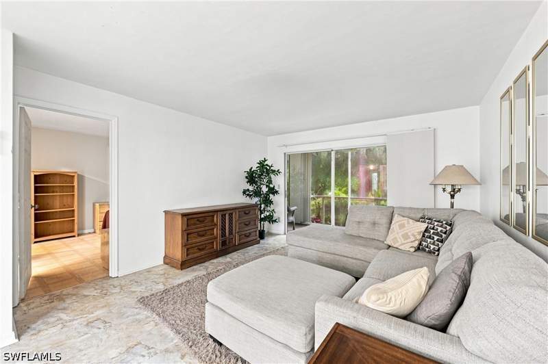 2 bedroom Condominium at 2612 Kings Lake Blvd 2-103, Greenwood Village At Kings Lake, Naples — photo 5