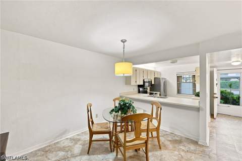 2612 Kings Lake Blvd 2-103, Naples FL - photo 6 of 26