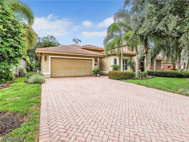 3 bedroom SingleFamilyResidence at 20504 Ardore Ln, Bella Terra, Estero — photo 2
