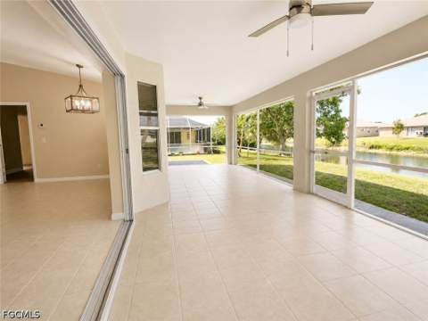 306 SE 8th Pl, Cape Coral FL - photo 17 of 20