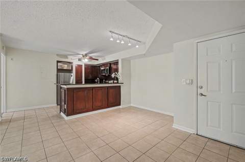 1280 Wildwood Lakes Blvd 106, Naples FL - photo 9 of 25