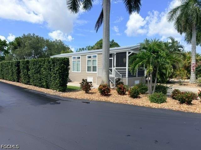 1 bedroom SingleFamilyResidence at 5234 Cypress Trail Resort Cir, Cypress Trail Rv Resort, Fort Myers — photo 2