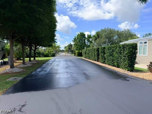1 bedroom SingleFamilyResidence at 5234 Cypress Trail Resort Cir, Cypress Trail Rv Resort, Fort Myers — photo 3