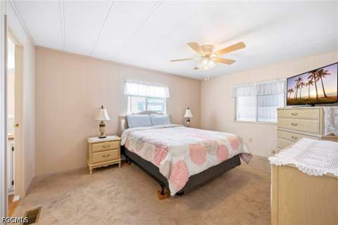 293 Edwardo Ave, Fort Myers FL - photo 10 of 35