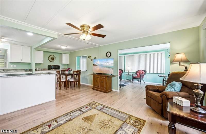 2 bedroom ManufacturedHome at 293 Edwardo Ave, Poinsettia Park Mobile Home Co-Op Inc, Fort Myers — photo 5